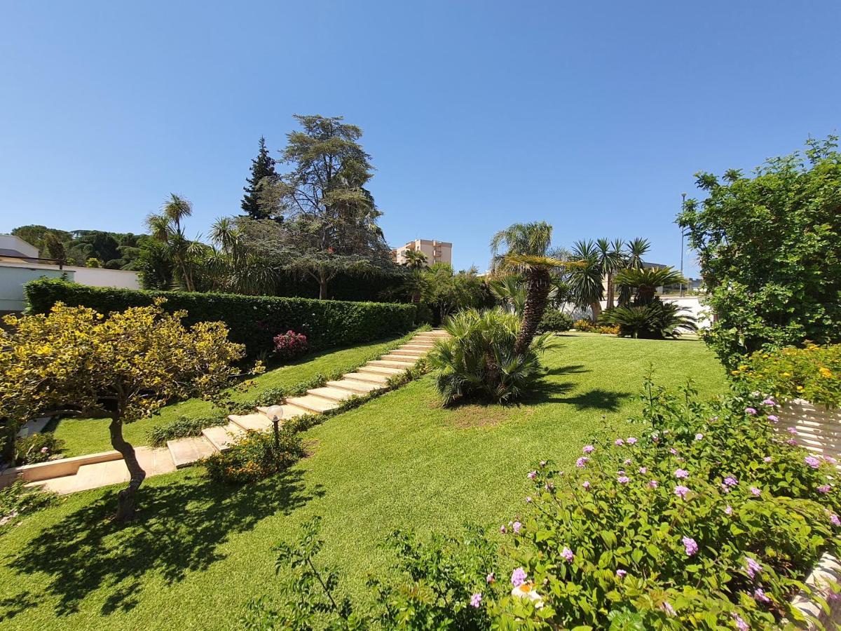 A Casa Di Carla - Villa In Salento Lecce Exteriör bild